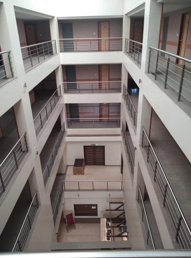 Hotel Crn Canary Bangalore Extérieur photo